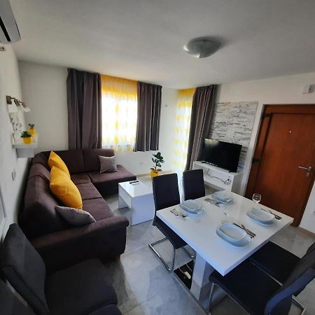 Apartmani Scripea Škrip Zewnętrze zdjęcie