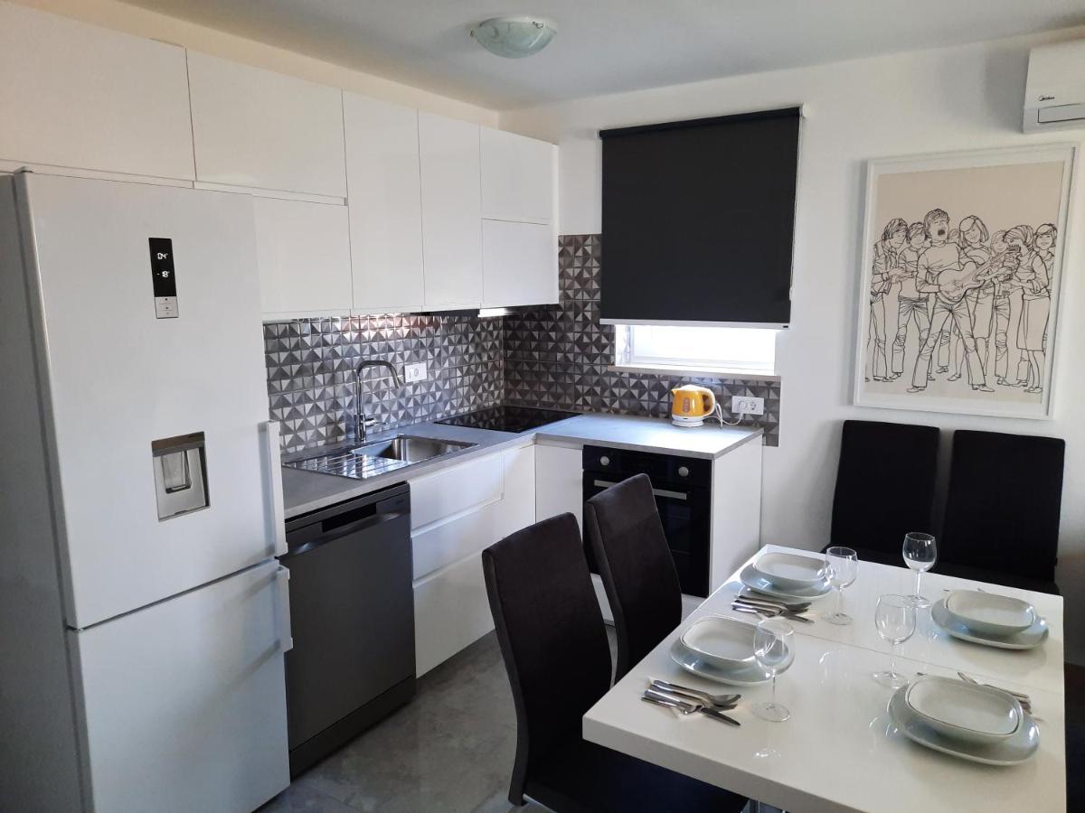Apartmani Scripea Škrip Zewnętrze zdjęcie
